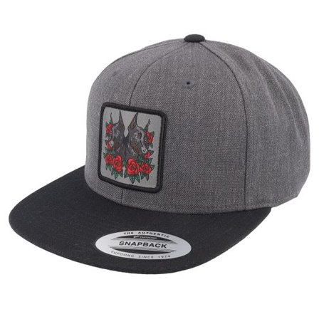 Iconic - Grå snapback Keps - Dobermann & Roses Charcoal/Black Snapback @ Hatstore