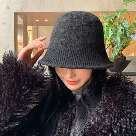 Strikket bøttelue mansjettstrikket lue SVART