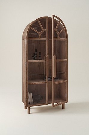 Jotex - Vitrinskåp MDF Valnöt SANDOR - Köp Skåp & Vitrinskåp hos Jotex