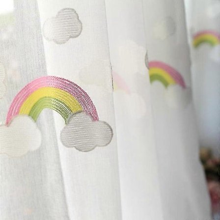 Barns Regnbågsgardiner i gasväv med pastoralt broderi