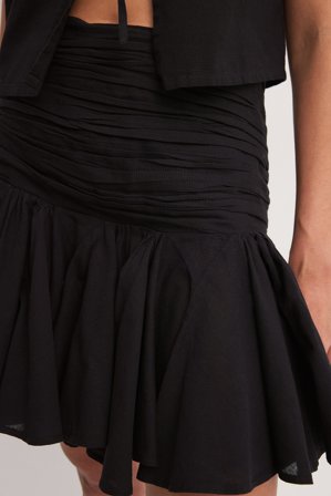 NA-KD Jupe courte volantée en lin mélangé - Jupes à volants - Noir - EU 34