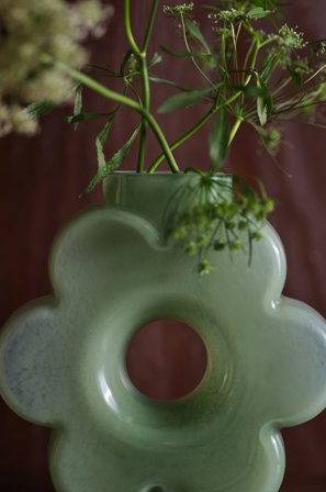 Jotex - Vase Grønn farge - BLOMSTRA - Kjøp Vaser hos Jotex