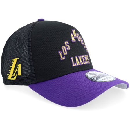 New Era - NBA Svart trucker Keps - Los Angeles Lakers NBA City Edition 9FORTY Black/Purple A-Frame Trucker @ Hatstore