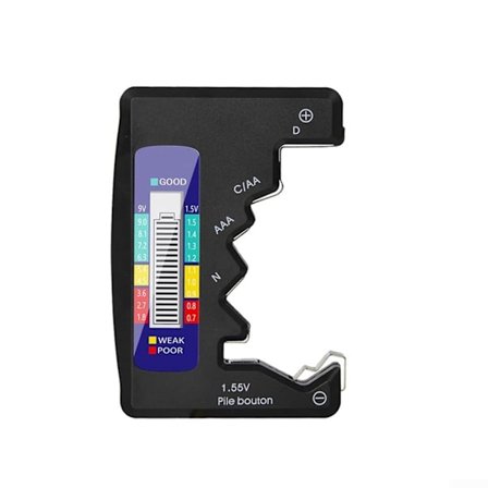 Denne batteritesteren har en LCD-skjerm og kan teste batterier med forskjellige kapasiteter, inkludert 9V PP3, AAA, AA, C og knappcellebatterier.