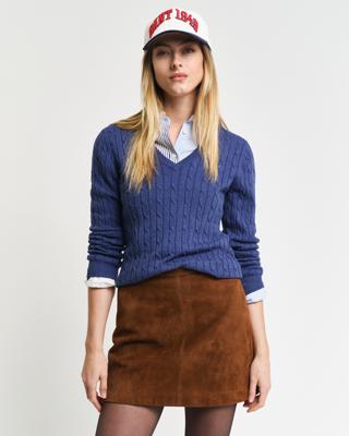 GANT - Kabelstrikket bomullsgenser med stretch og v-hals - Dame - S