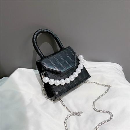 Pärlhandtagsväskor PU-läderaxelväskor SVART - on stock black