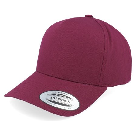 Yupoong - Rot Adjustable Cap - Curved Classic Maroon A-frame Adjustable @ Hatstore