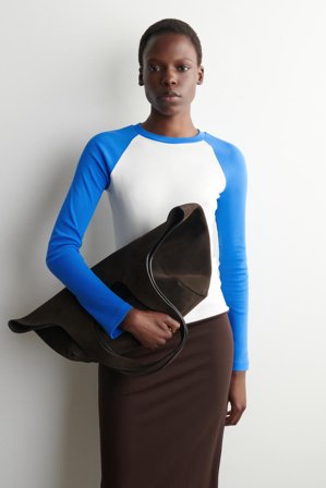 COS Damen T-Shirt Mit Kontrastierenden Ärmeln - Blau