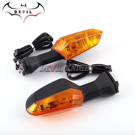 Kawasaki Z125 Z250 Z300 Z750 Z800 Z1000 Versys 650/1000 Er-6n Zrx1200 moottoripyörän vilkkuvalon ilmaisinvalon linssi [DB] Amber