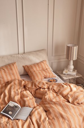 Staycation - Sengesæt Cheerful i hør, 2 eller 3 dele - Orange - Sengesæt - 150X210 - Fra Homeroom