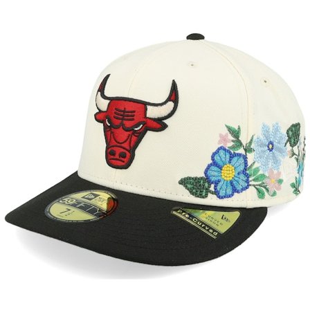 New Era - NBA Branco Boné - Chicago Bulls Tonal Florals Off White/Black/Green UV Fitted @ Hatstore