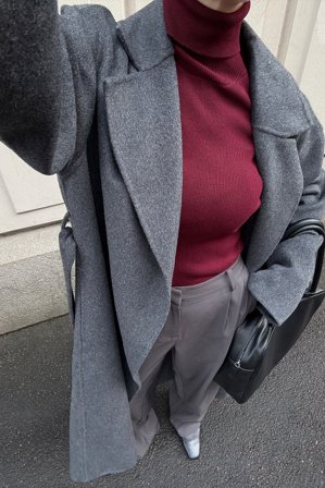 NA-KD Geripptes Strickoberteil mit langen Ärmeln und Rollkragen - Rollkragen Tops - Burgundy - M (EU 38-40)