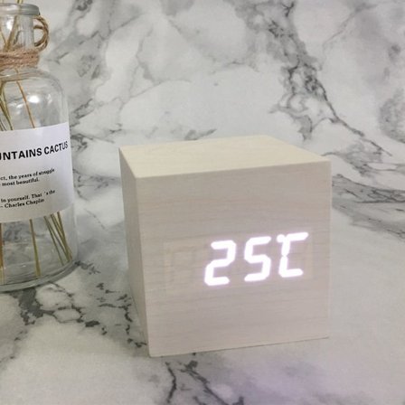 Väckarklocka LED Trä Watch Bord Röststyrning Digital VIT - spot sales