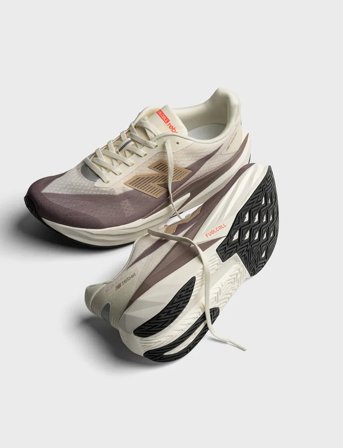 New Balance New Balance Fuelcell Rebel V5 - White - 38