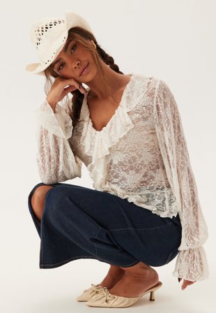 BUBBLEROOM Frill Lace Blouse Offwhite M