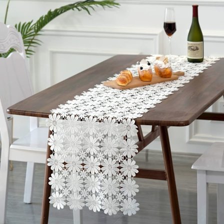 Hvid blonde bordløber, marguerit blonde bordløber, broderet kommodebånd, elegant rustik macrame borddækning, bryllupsfest dekoration, første valg