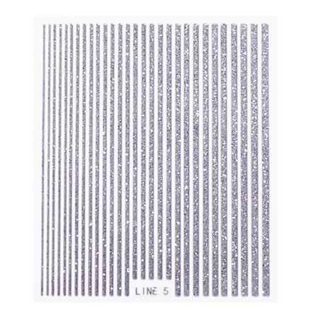 Uppgradera din manikyr med glittrig 3D nageltejp!