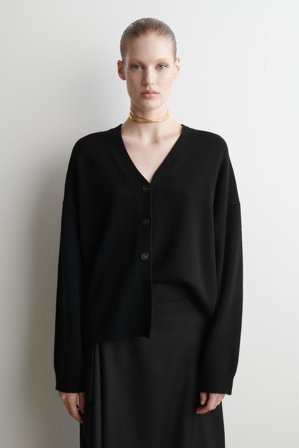 COS Women's Cashmere V-Neck Cardigan in Black