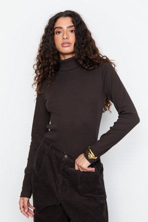 CAMILLA PIHL - Petra Rib Turtleneck - Dark brown SizeXL