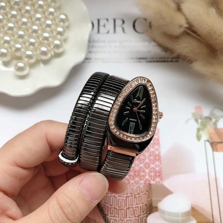 Ormklocka för kvinnor Kvartsarmband Mode Guld Damklockor Klocka reloj mujer montre femme relogio Lyxiga Damarmbandsur