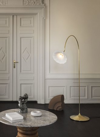 Petalii gulvlampe H170 - hvit/messing