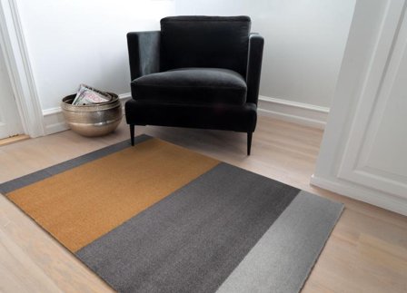 Tica Copenhagen Gulvmatte Stripes Dijon-Grå 90x130