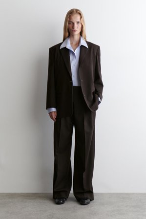 COS Women's Pantaloni In Twill A Gamba Larga Taglio Rilassato in Marrone
