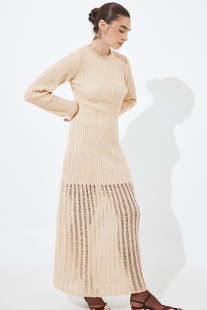 NA-KD - Strikket maxikjole med ribber - Langermet maxi kjoler - Beige - XS (EU 32)