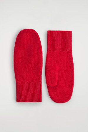 COS Cashmere Mittens in Red - Women