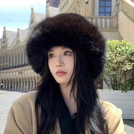 Fuskepels minklue, svart, myk og varm