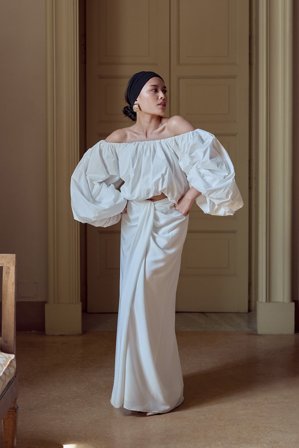 Tsutsumi Hoang x NA-KD - Bomullsbluse med ballongermer - Bluser - Hvit - EU 44