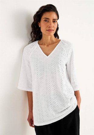 Cellbes of Sweden - Jerseytunika med hulbroderi i hvid til damer i størrelse 62/64