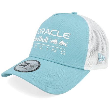 New Era - Motor Blauw trucker Cap - Red Bull F1 25 Seasonal Light Blue/White A-frame Trucker @ Hatstore
