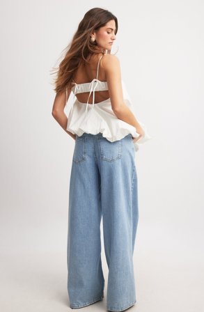 NA-KD Thin Strap Volume Singlet - Sommertøj - Hvid - EU 42