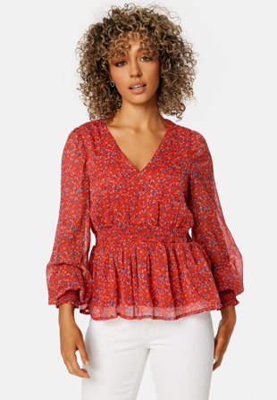 Pieces Mynte LS Peplum Top Barbados Cherry AOP: Klær