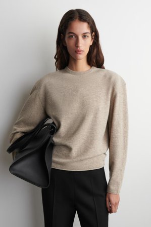 COS Femme Pull À Col Rond En Laine Mérinos Jumper in Beige