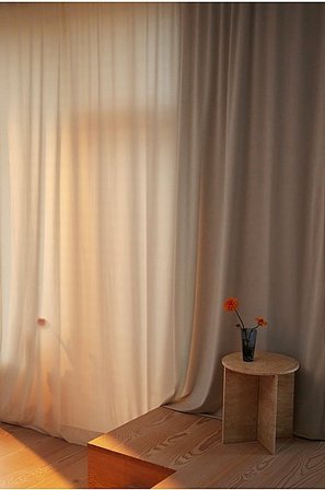 Jotex - Måttbeställd Sammetsgardin Naturvit DEMI - Köp Gardiner hos Jotex