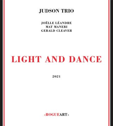 Light and dance JUDSON TRIO (LEANDRE