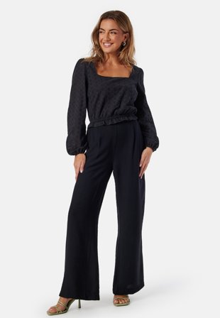 Bubbleroom - Broderie Anglaise Square Neck Blouse - Black - Kläder