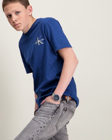 Calvin Klein CHEST MONOGRAM T-SHIRT Blauw T-shirts Jongens - Kids Brand Store