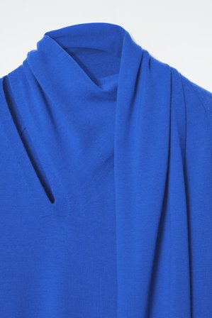 COS Wełniana Sukienka Maxi Z Szalem Dress Jumper in Niebieski