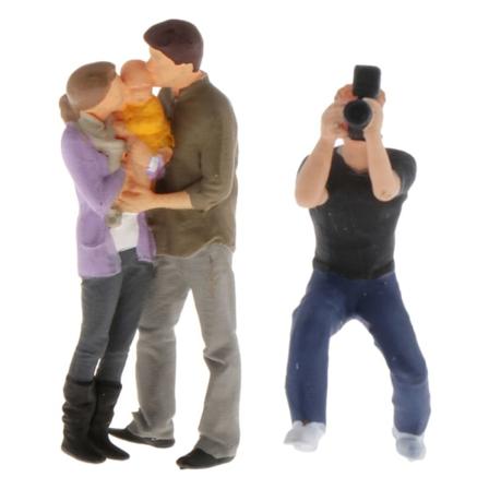 1/64 personer Figurer Diorama Hemgata Scenmodell En lycklig familj Karaktär+1:64 Scen Fotograf Scenario Modell Set för barn Leksaksgrupp A