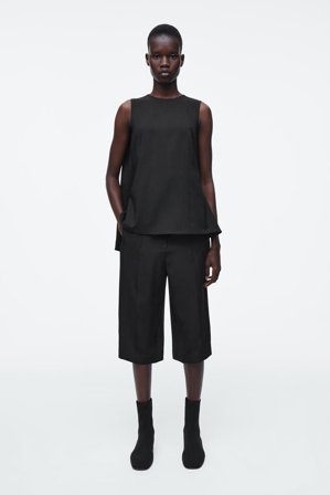 COS Women's Top Destrutturato In Lana Con Schiena Scoperta in Nero