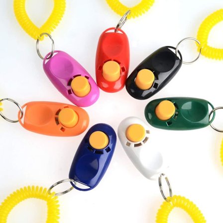7-pakke Universal Animal Dog Training Clickers med håndleddsstropper, assorterte farger av Dog Training and Obedience Aid Dog Clickers, tilfeldige 