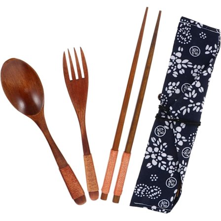 Sett med skje, tredelte spisepinner, stropp, servise med poser, øvingsspisepinner