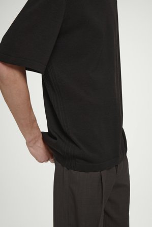 COS Dzianinowy T-Shirt Z Wełny I Jedwabiu in Brązowy