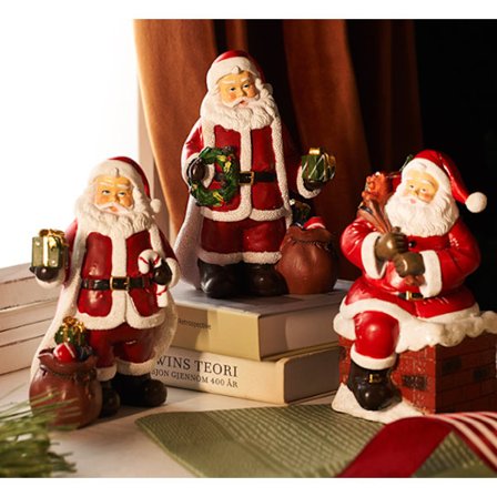 Nye julepynt hængende dekorationer, bærer gaver, sidder