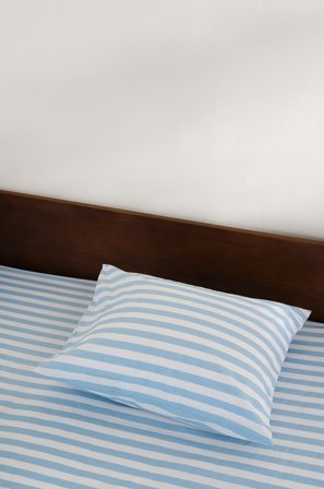 Jotex - Putevar Himmelblå/hvit - KAYO - Kjøp Putevar hos Jotex