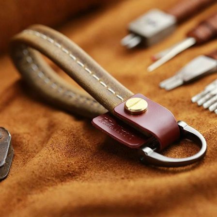 Auton avaimenperä FOB Auton avaimenperä RUSKEA