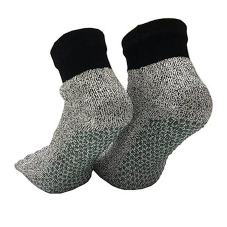 Världens mest minimalistiska fotbeklädnad Free Your Feet Höga tåstrumpor för strand, halkfria